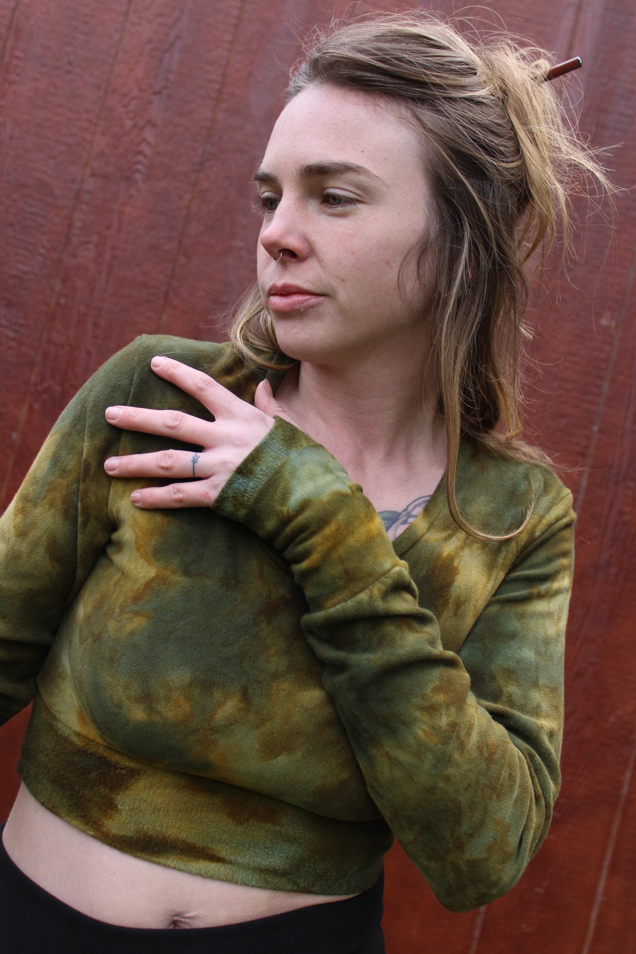 Medium Crop Long Sleeve Moss Agate Colorway