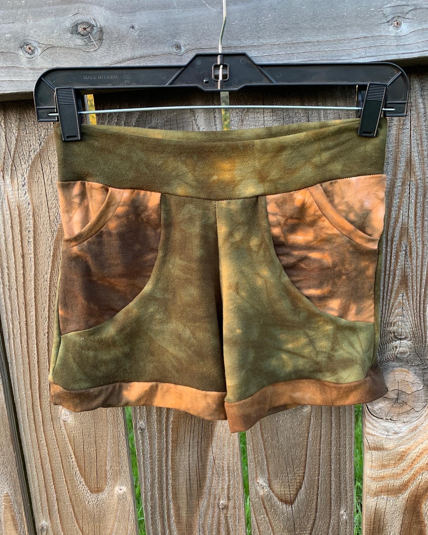 XS Shorts Two Tone