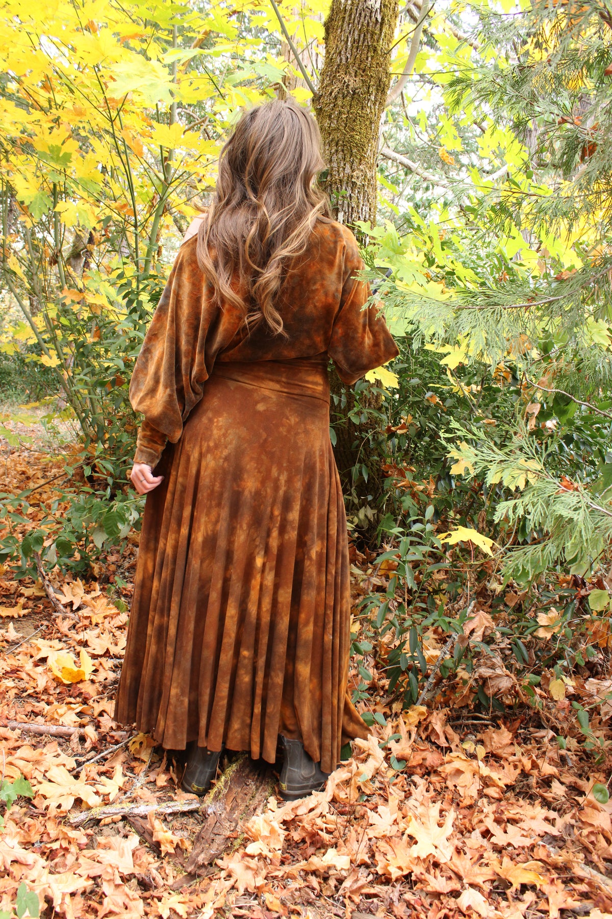 Small Wide Neckline Long sleeve Wide arm top Petrified Redwood Colorway
