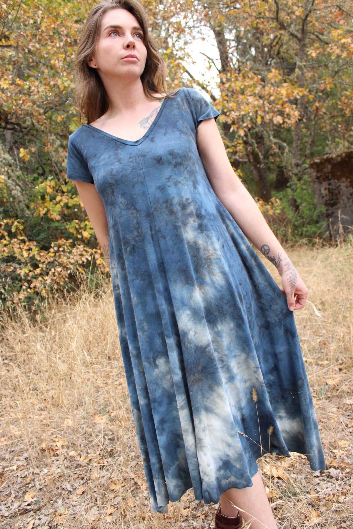 Small Leaf Midi Dress Bell Sleevs Lapis Colorway