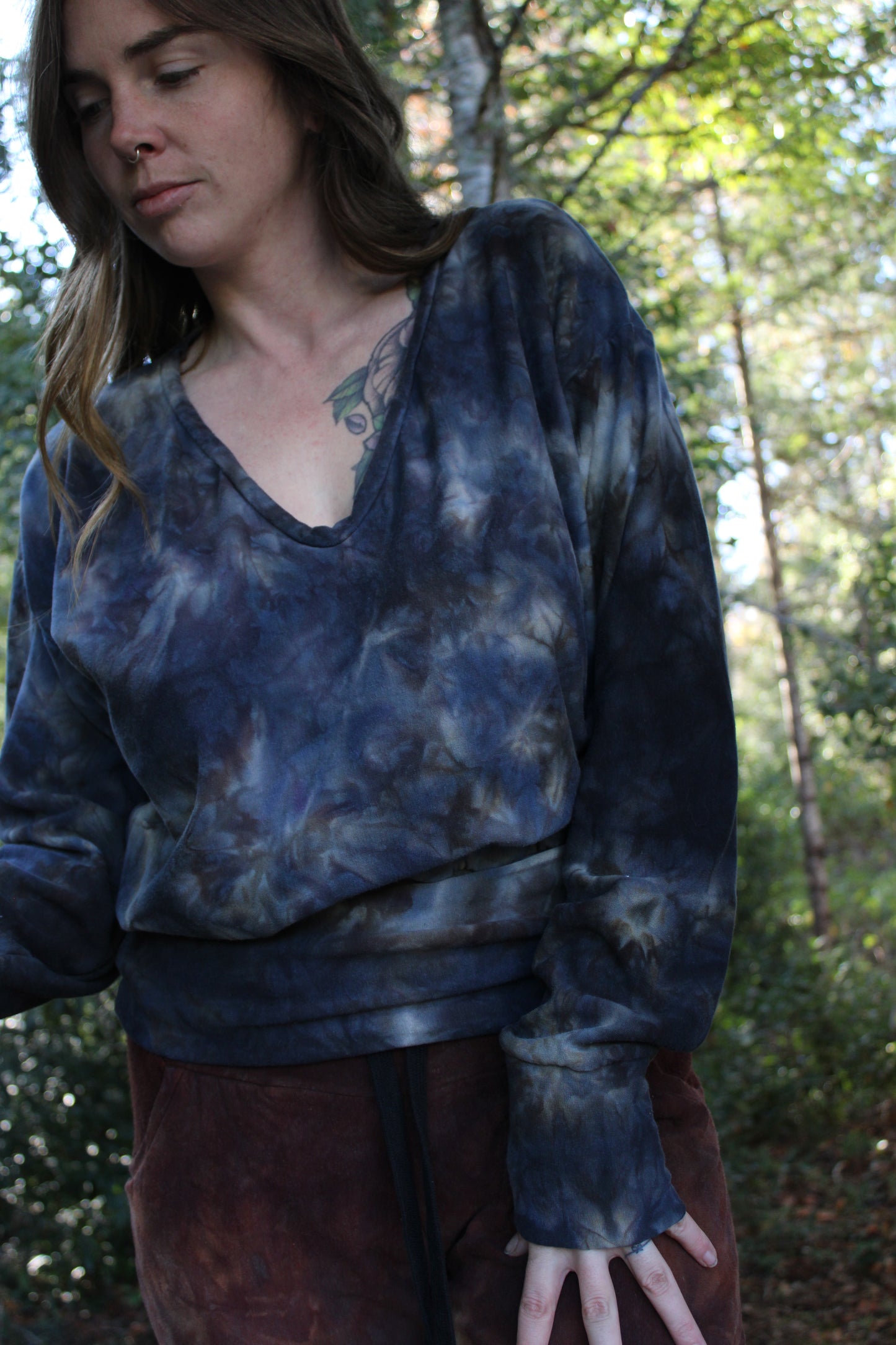 Sold-Custom Medium Oversized V neck Fitted Waist L/S Sodalite Colorway