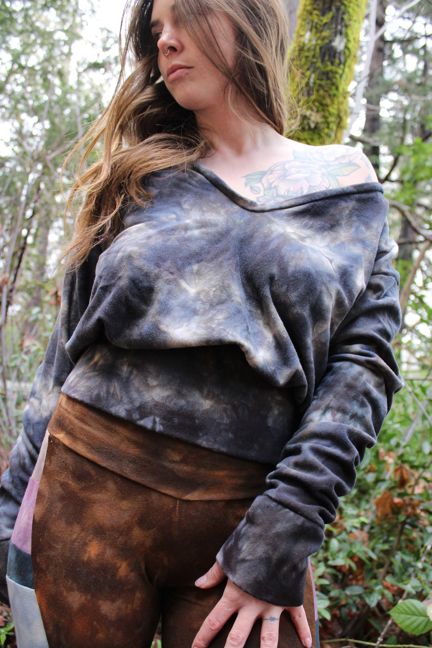 Sold-Custom Medium Oversized Crop L/S Fitted Waist Sodalite Colorway