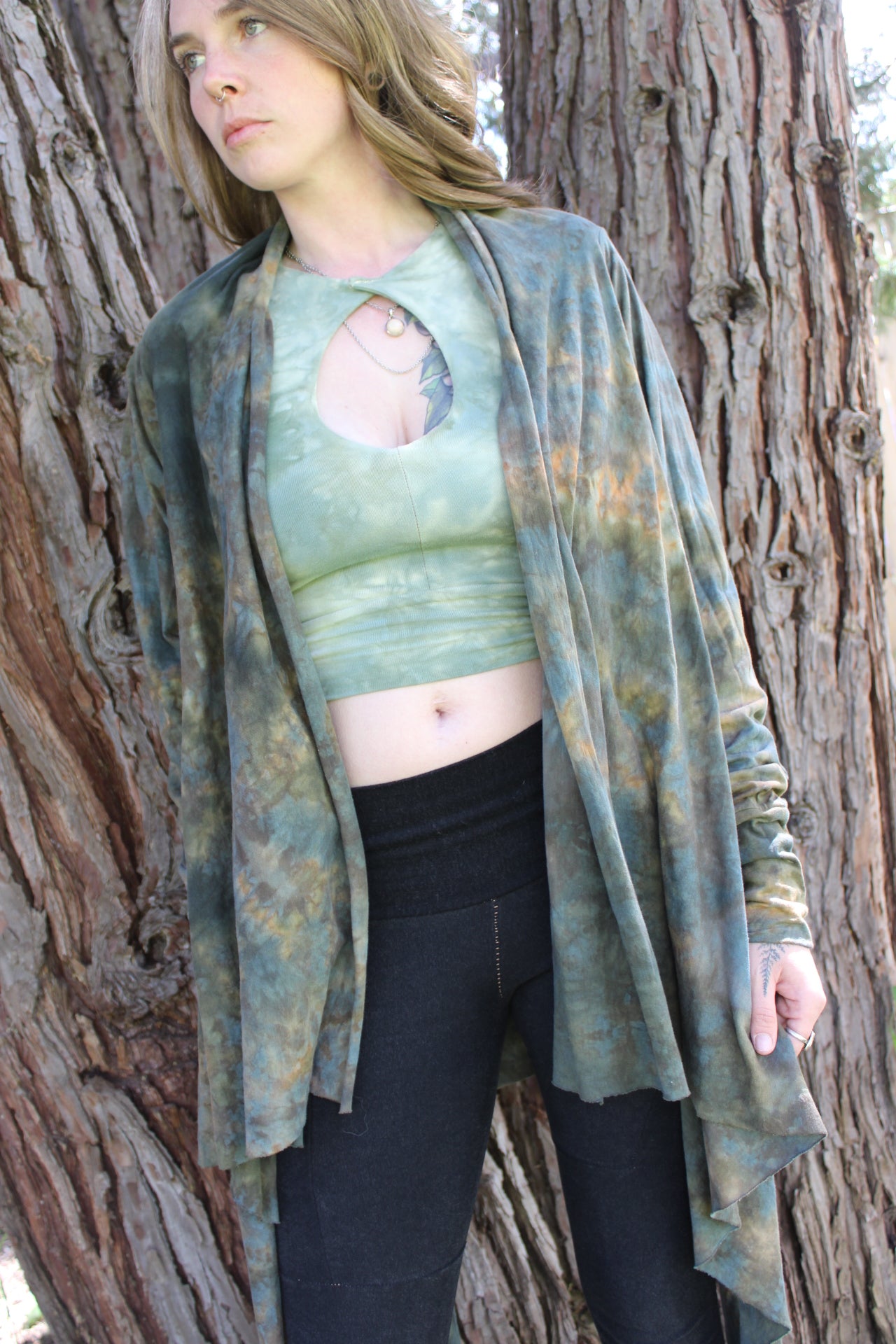 Sm-M Breezy Shawl Fitted Sleeves Oregon Green Jasper Colorway