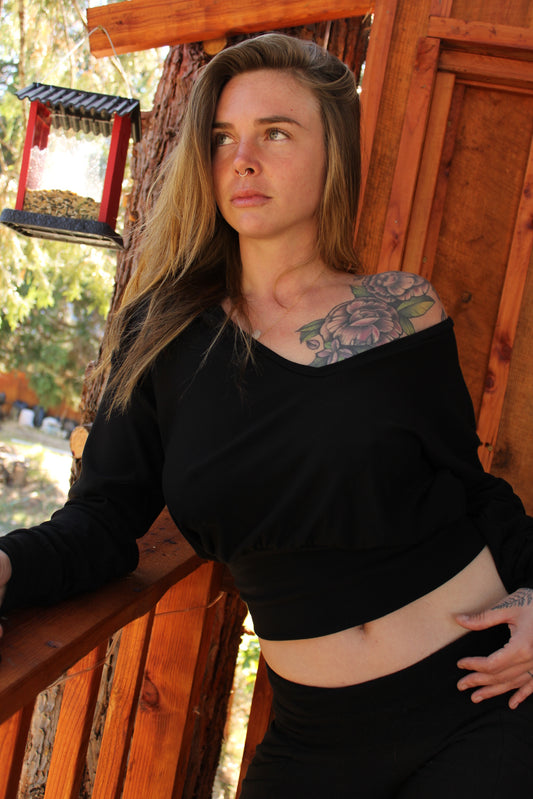 Sold-Custom Medium Slouchy Crop Long Sleeve Black Merino Wool